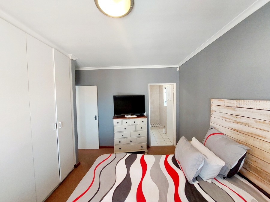 3 Bedroom Property for Sale in Protea Heights Western Cape